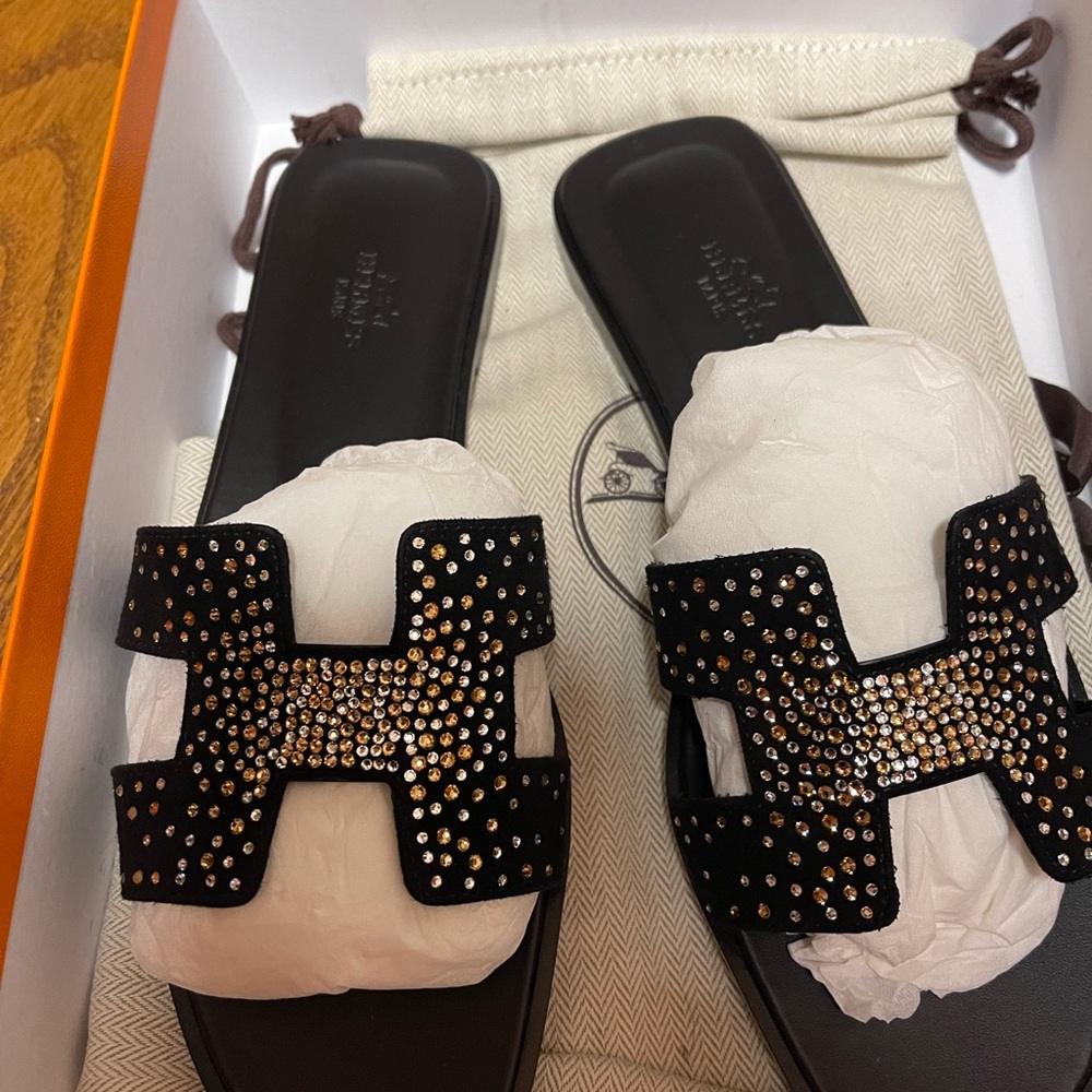 Black Hermes swarovski Embellished Women's Oran sandals